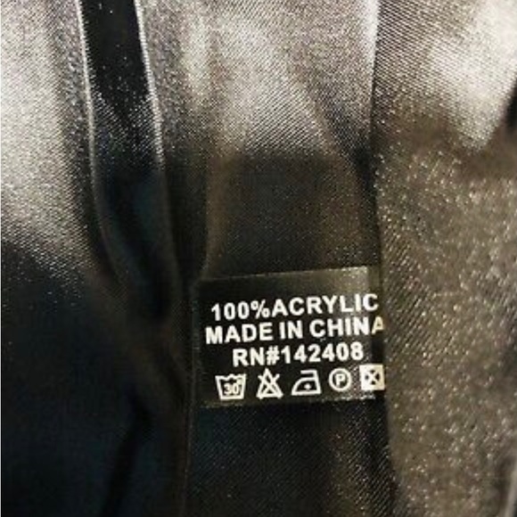 Cara New York faux vest size M/L - Picture 6 of 7